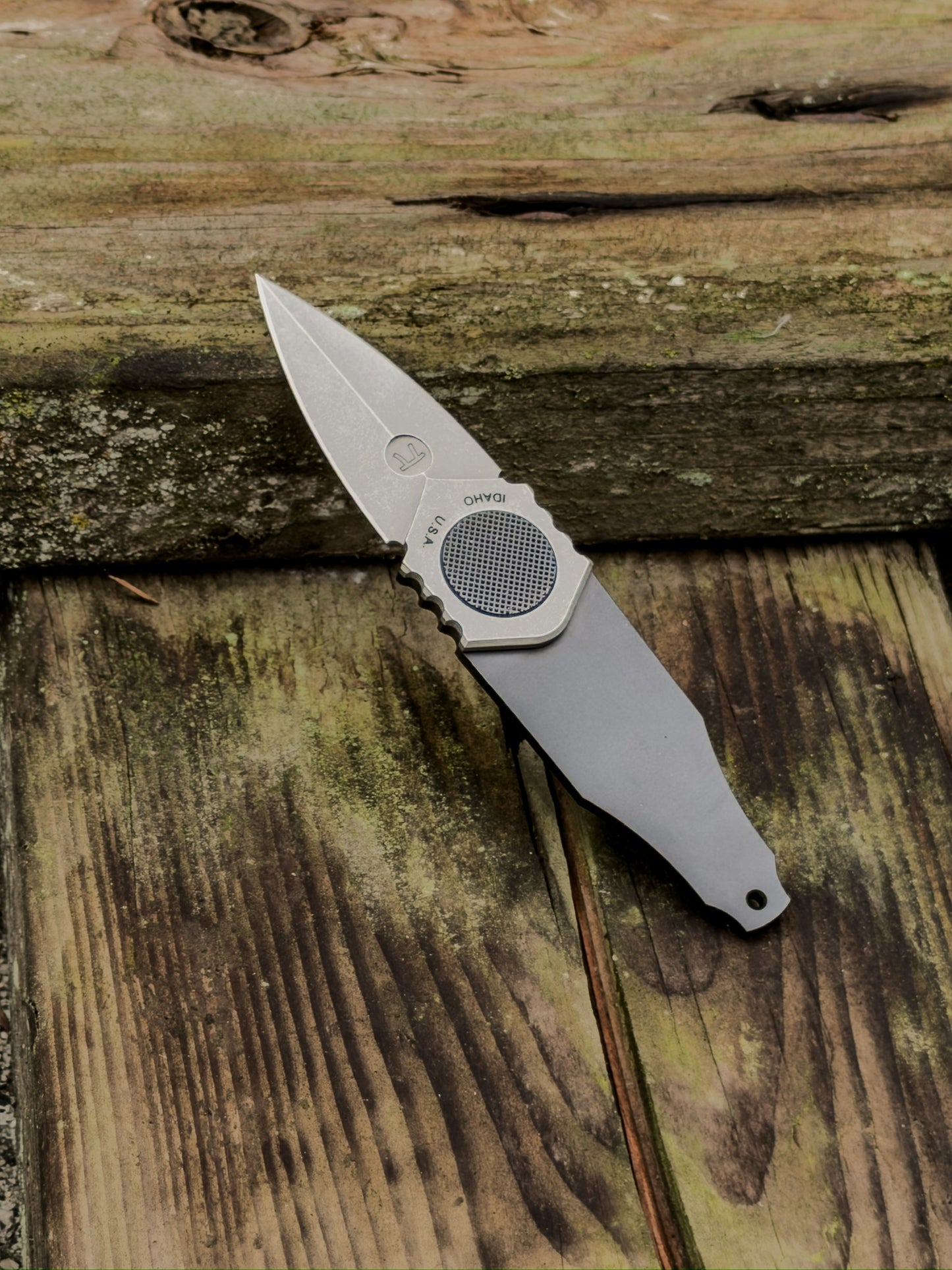 OSS LAPEL FOLDER - TITANIUM