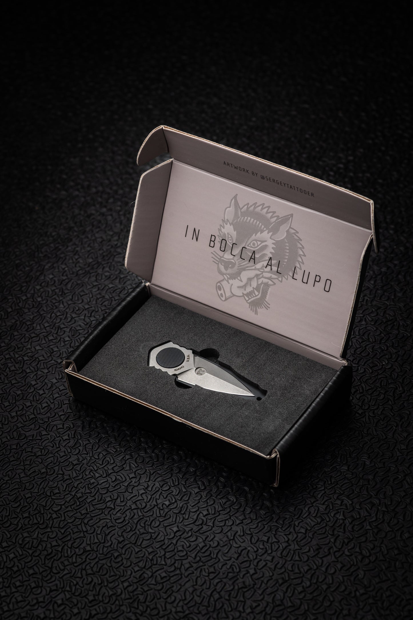 OSS LAPEL FOLDER - ALUMINUM