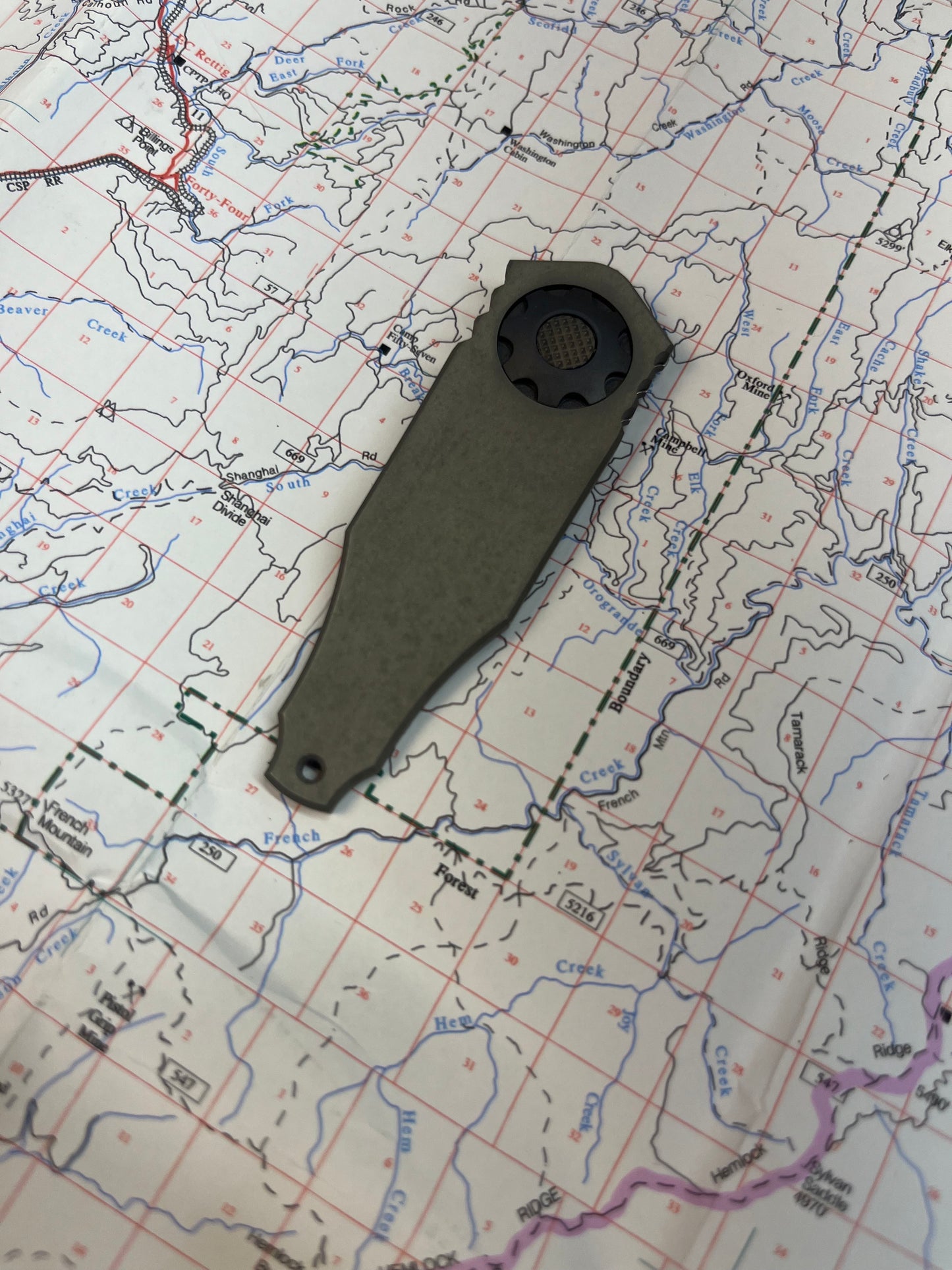 OSS LAPEL FOLDER - TITANIUM